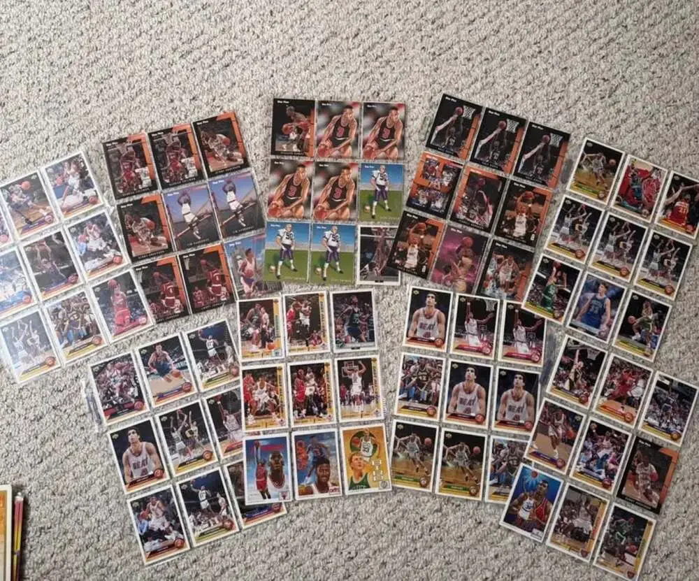 Large Collection of Assorted 1992-1993 Upper Deck NBA Basketball Cards